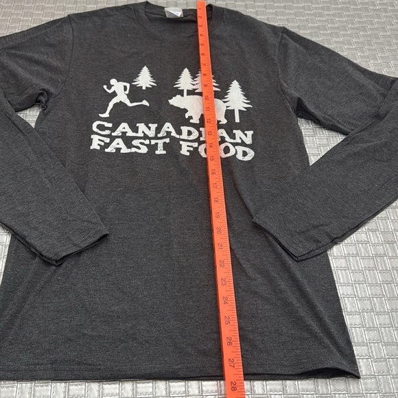 Port & Company Canadian Fast Food Bear Chase Graphic Long Sleeve Tee Gray S - Picture 4 of 5